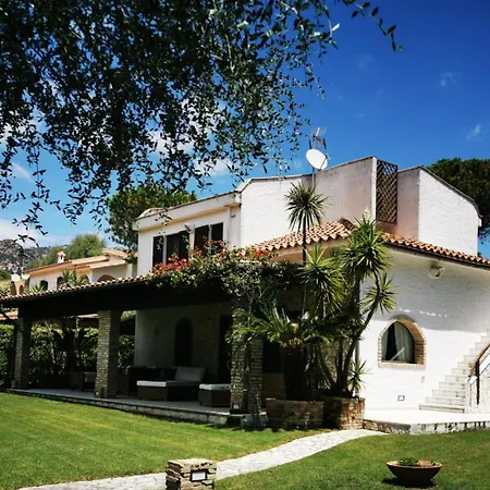 Villa Amantea Santa Margherita di Pula